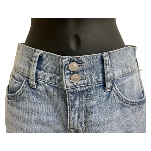 Hudson ‘Ruby’ Medium Wash Short _ 27 - Picture 2 of 8